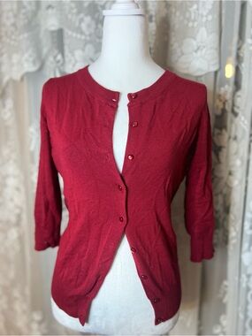 Cyrus Red Women's Cardigan Sweater Medium